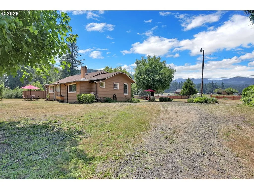 Photo of 80845 LOST CREEK RD