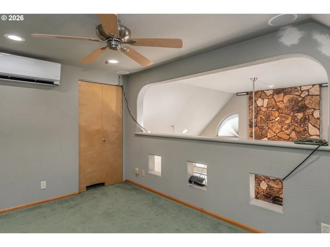 Photo of 1265 EVERGREEN RIDGE RD