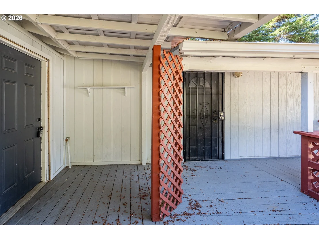 Photo of 792 CLONE AVE
