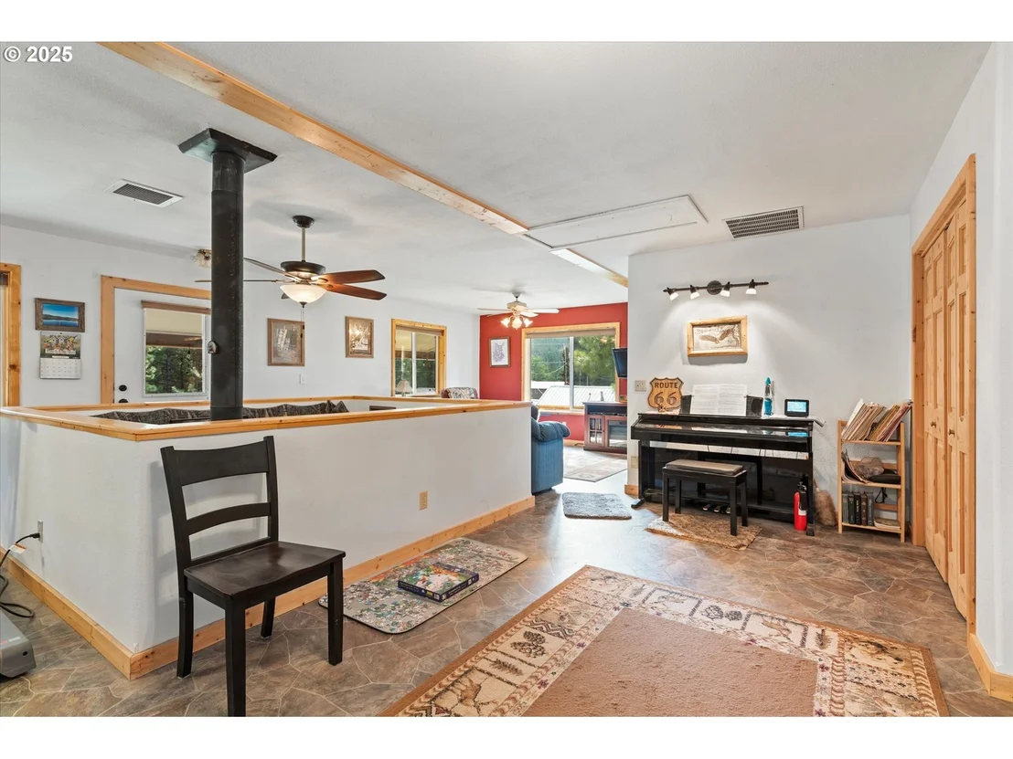 Photo of 206 AUSTIN ST