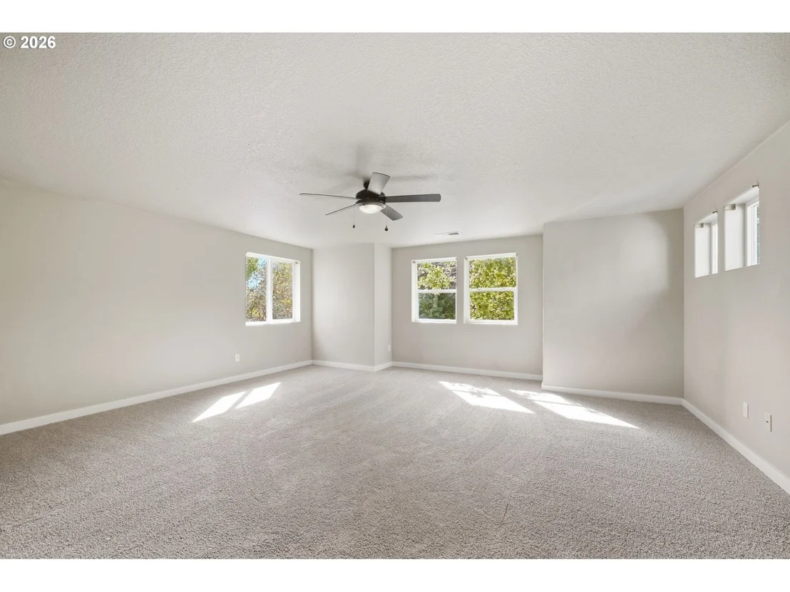 Photo of 2465 PARK VIEW DR