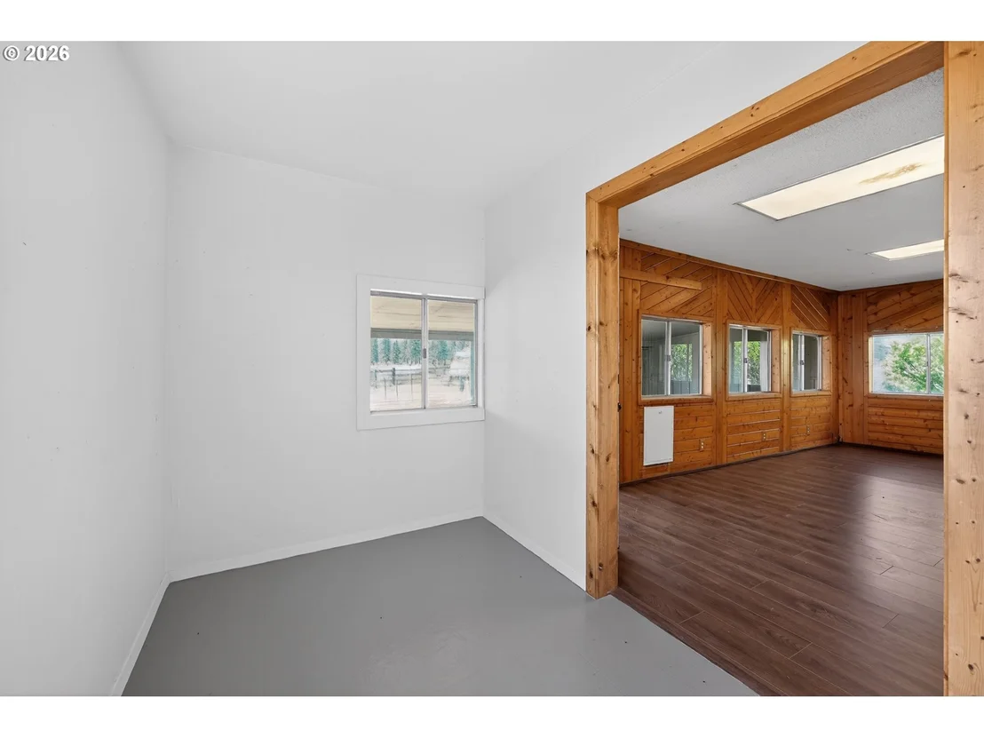 Photo of 25660 SPRAGUE RIVER RD