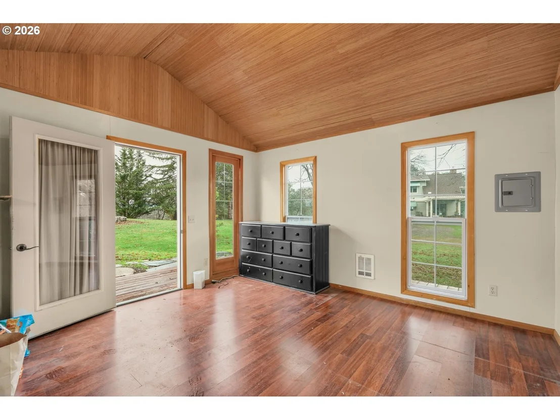 Photo of 5655 TAMARACK LN
