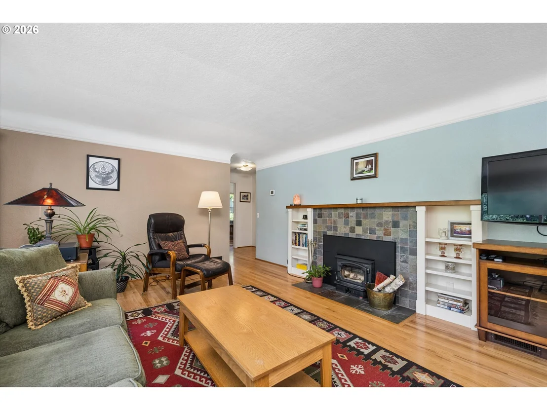 Photo of 190 W 36TH AVE