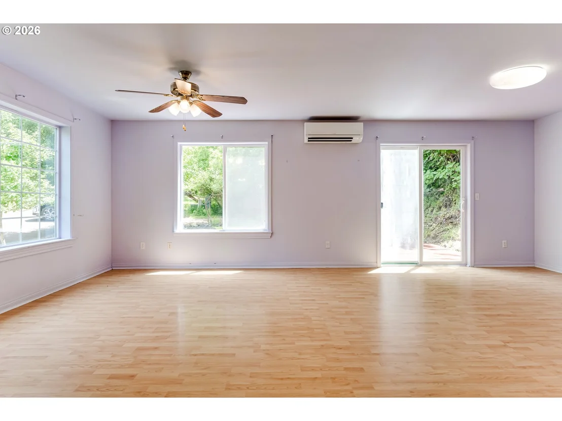 Photo of 667 KAMAPHEEMA PL