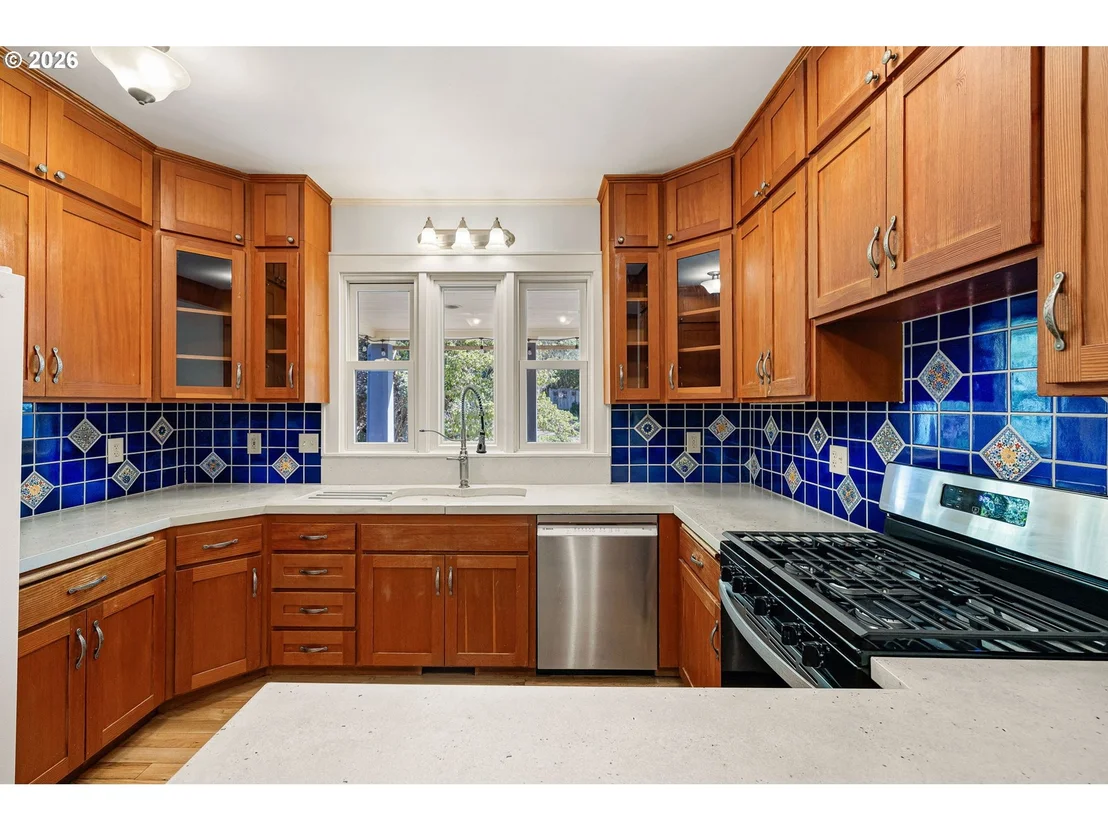 Photo of 3190 W 18TH AVE
