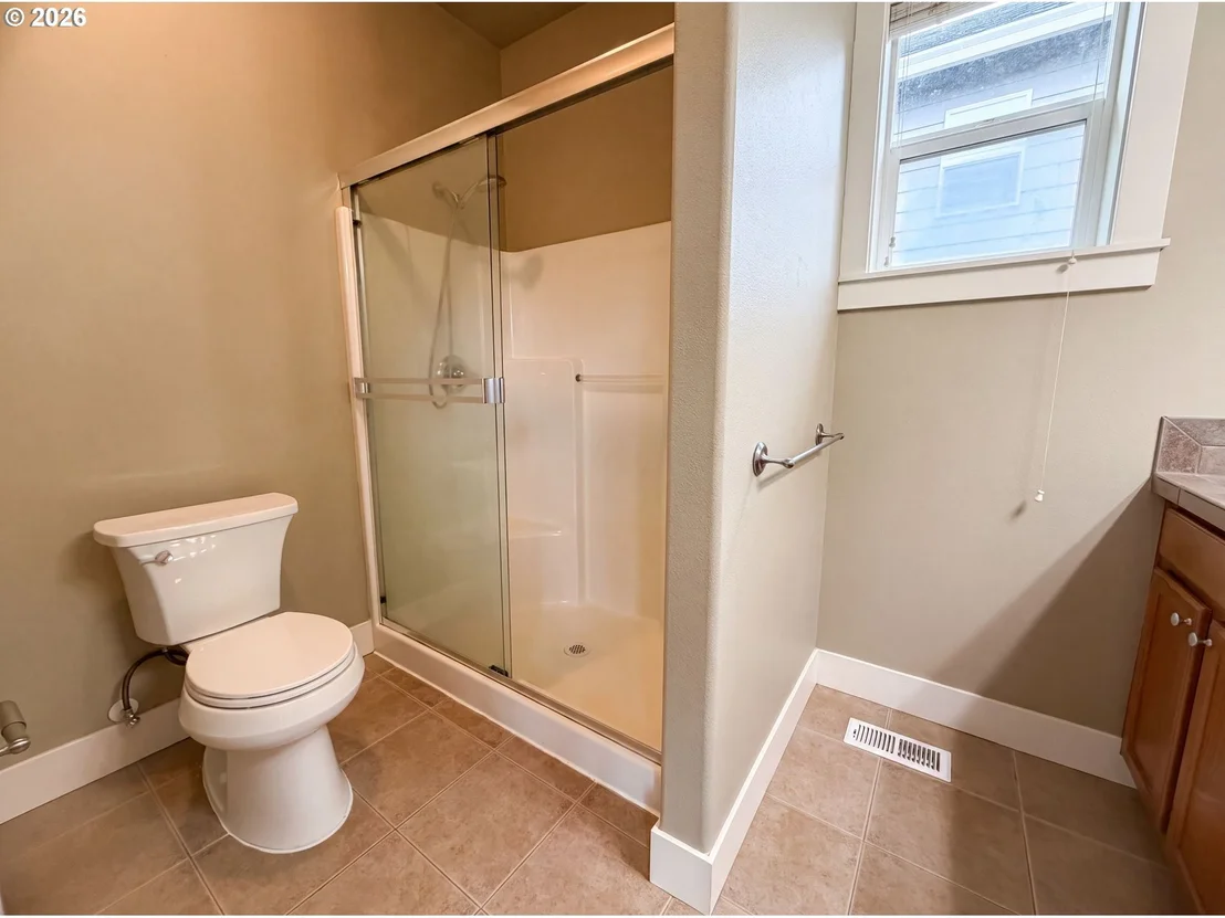 Photo of 39570 WALL ST