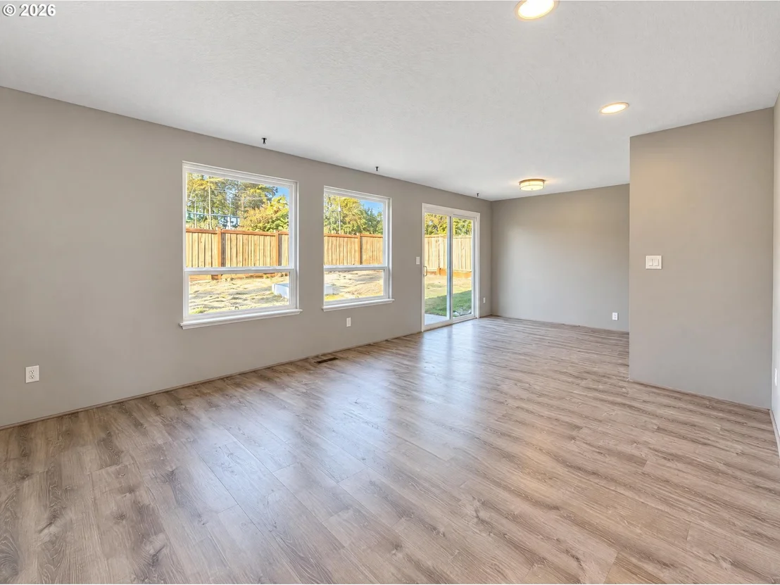 Photo of 790 HEATHER WAY