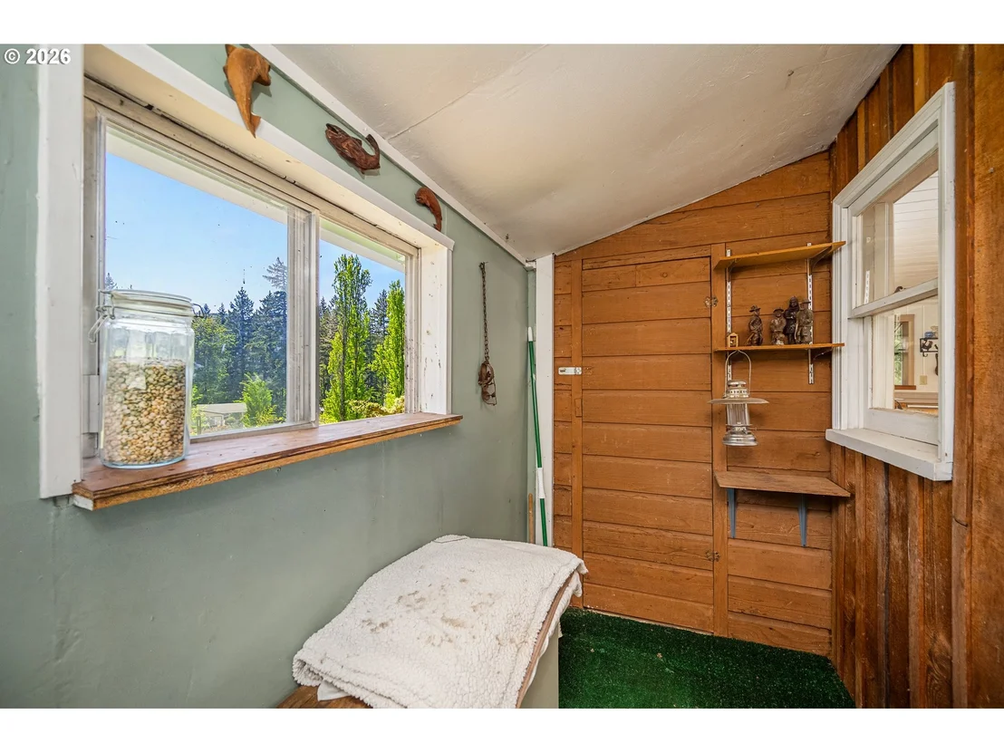 Photo of 40168 BOOTH KELLY RD