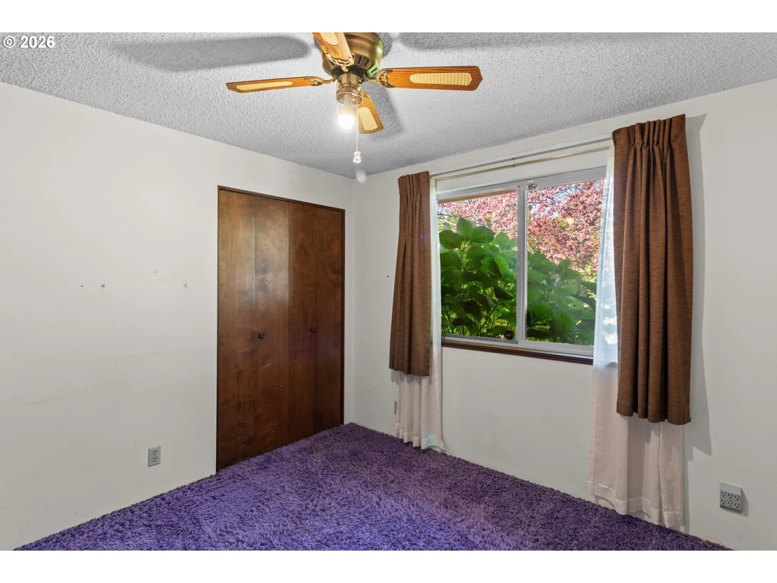 Photo of 475 PINEDALE AVE
