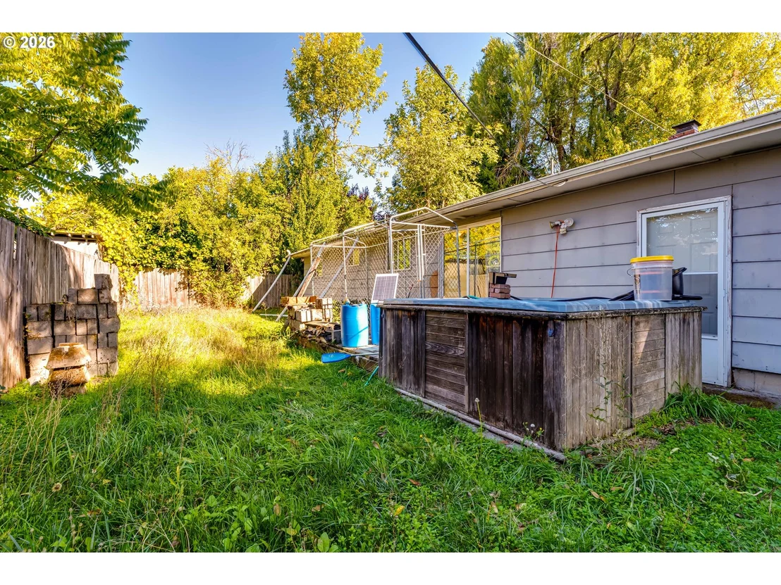 Photo of 930 25TH PL