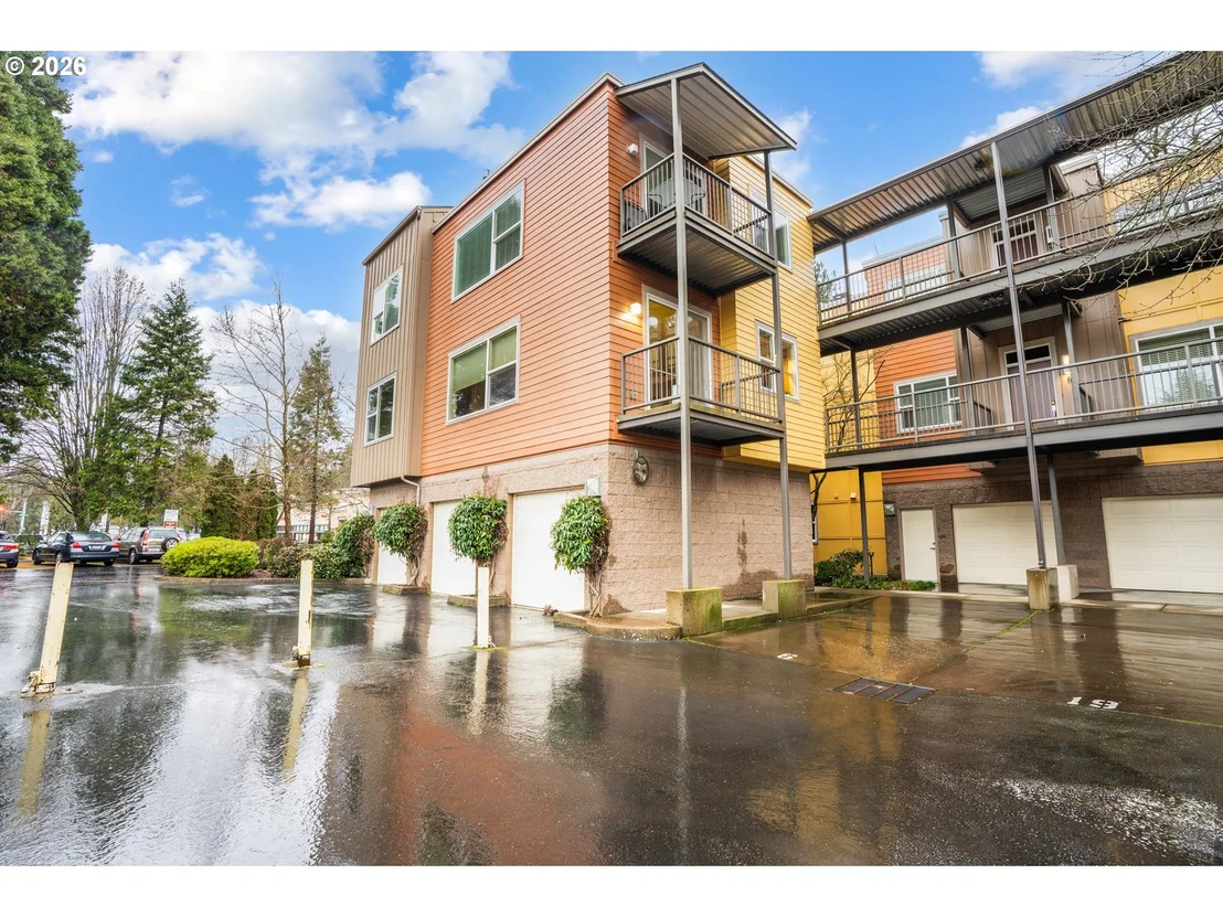 Photo of Unit 14 at 347 RUSTIC PL