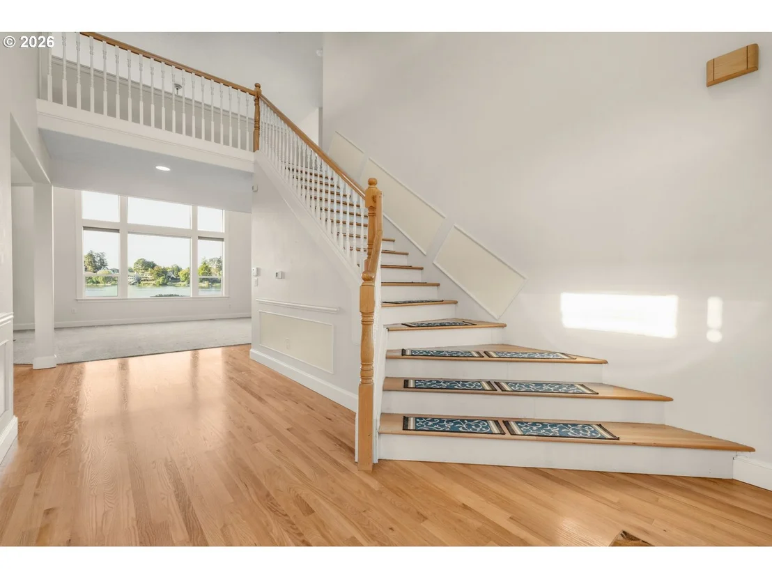 Photo of 21223 NE SHORE DR
