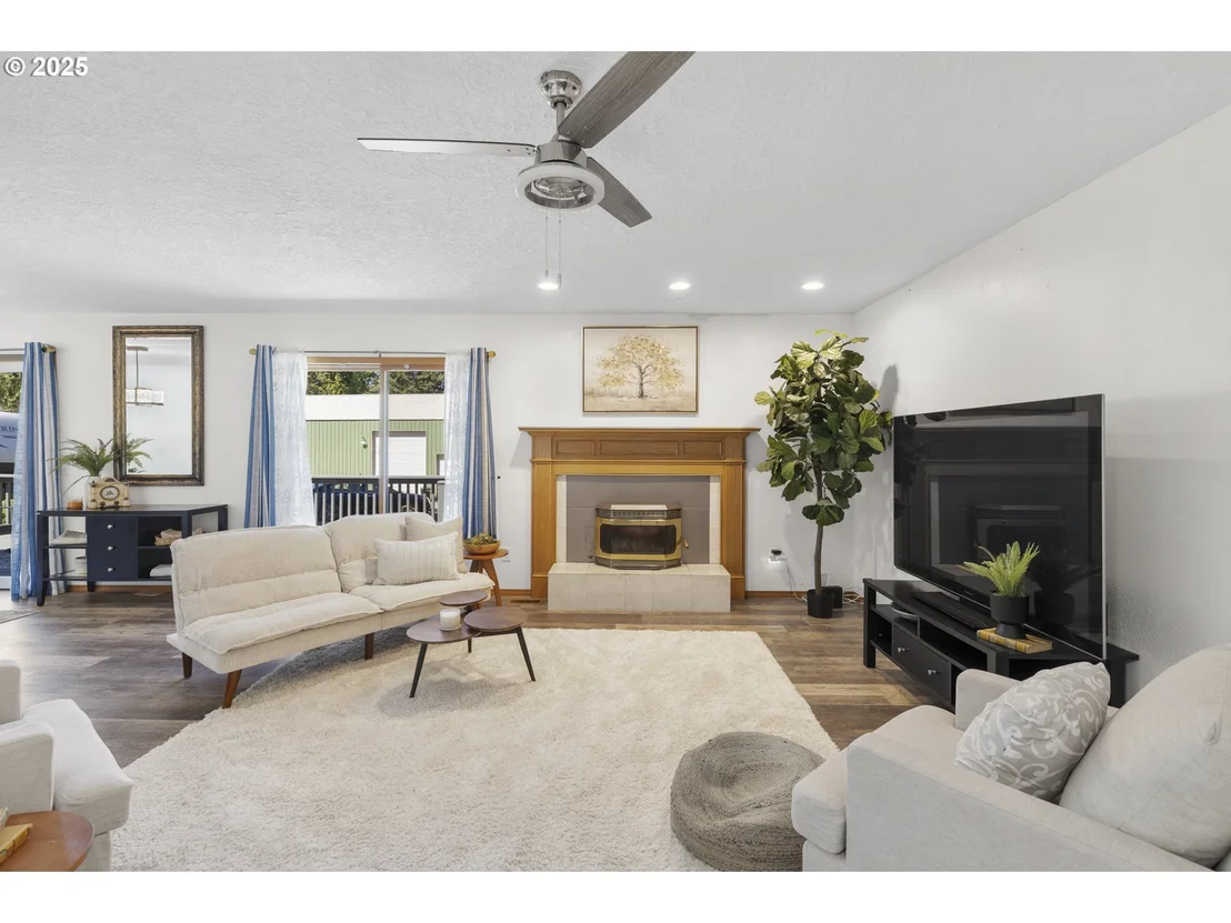 Photo of 23851 SCHULTZ RD NE