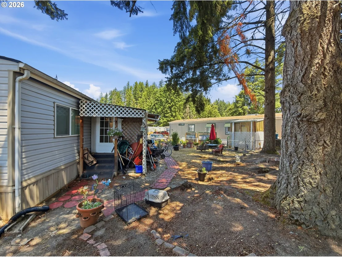 Photo of Unit 39 at 2145 31ST ST