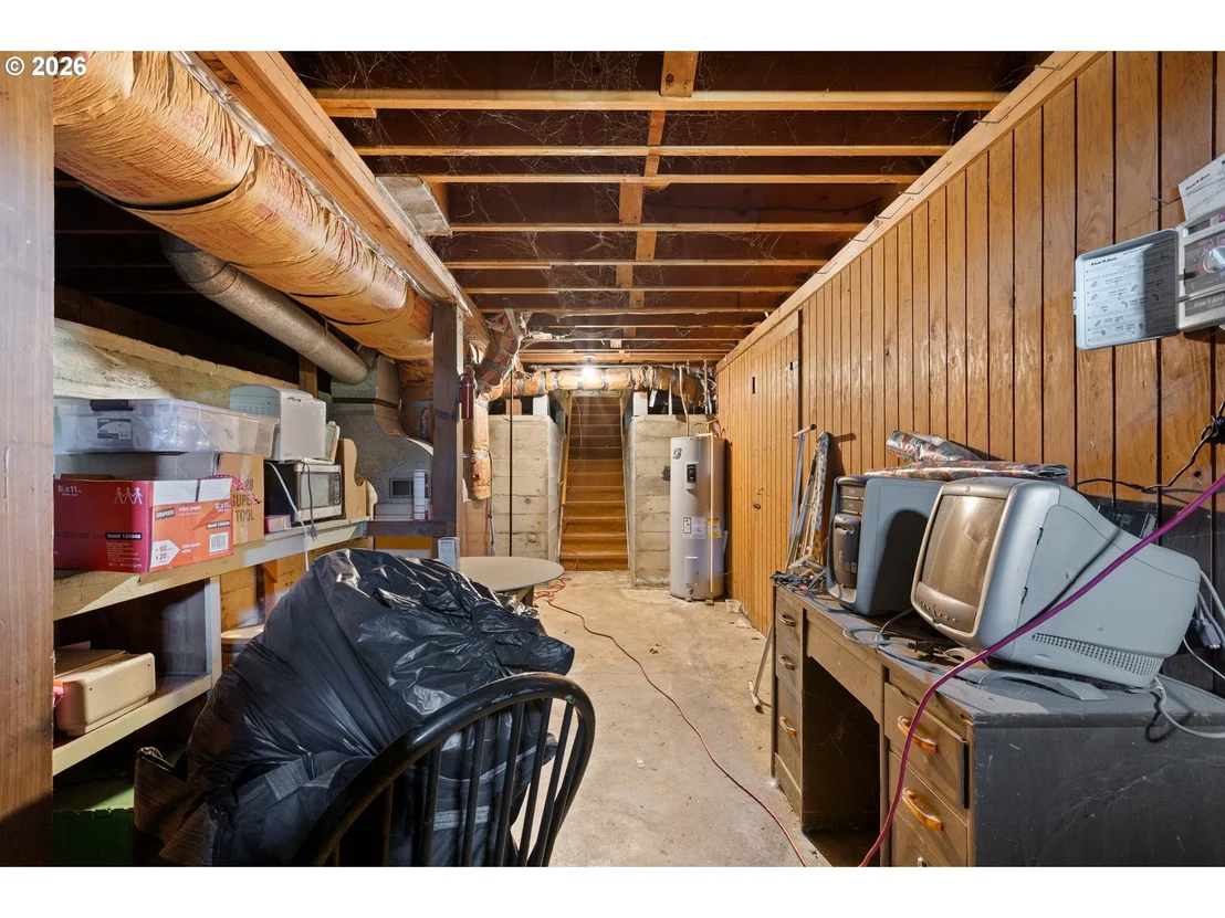 Photo of 311 SE GRAPE AVE