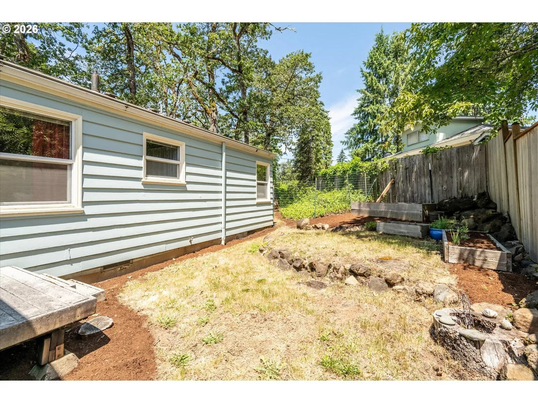 Photo of 190 W 36TH AVE
