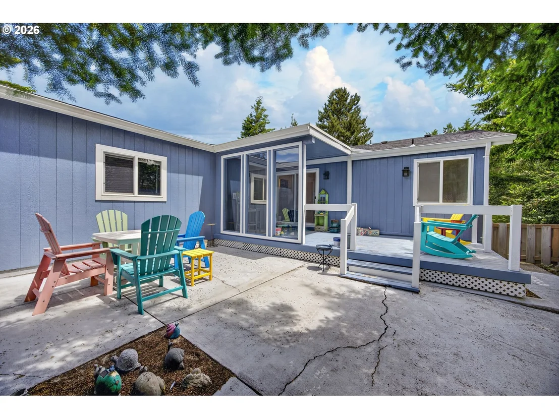 Photo of 438 SHERWOOD LOOP
