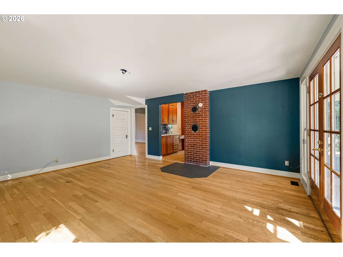 Photo of 3190 W 18TH AVE