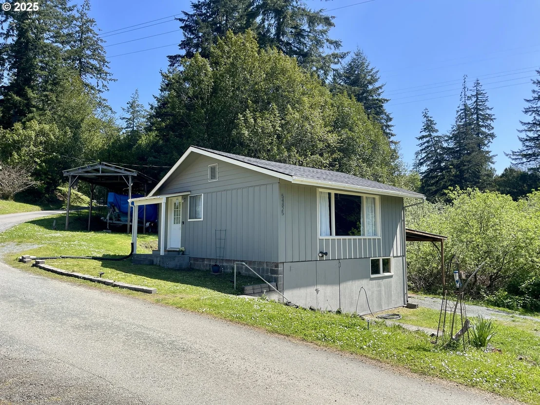 Photo of 54825 ROBINSON RD