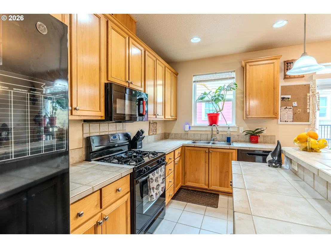 Photo of 866 NW COUNCIL DR