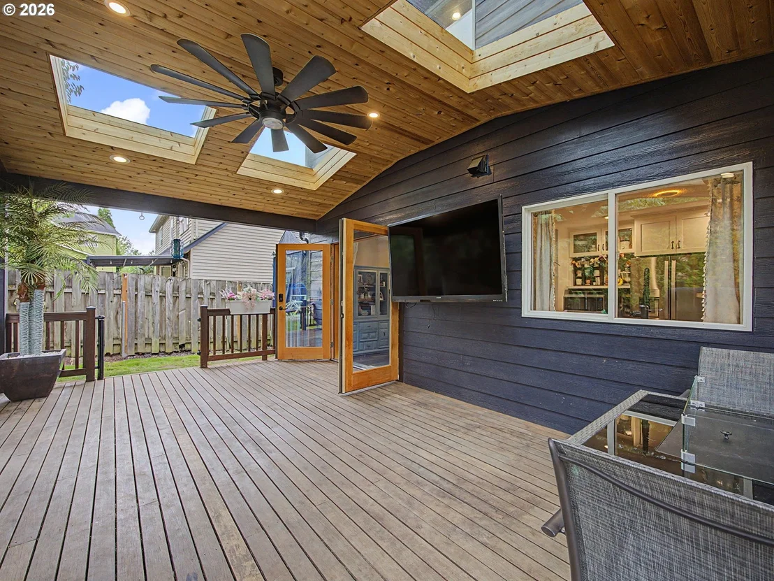 Photo of 3008 SE LAURA AVE