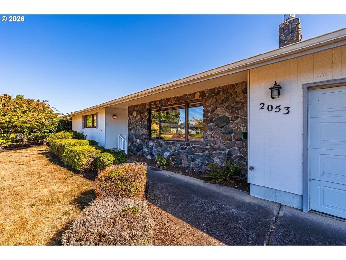 Photo of 2053 FIRTH AVE