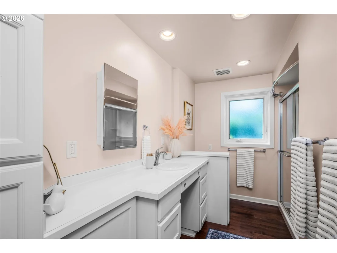 Photo of 243 DARTMOOR DR