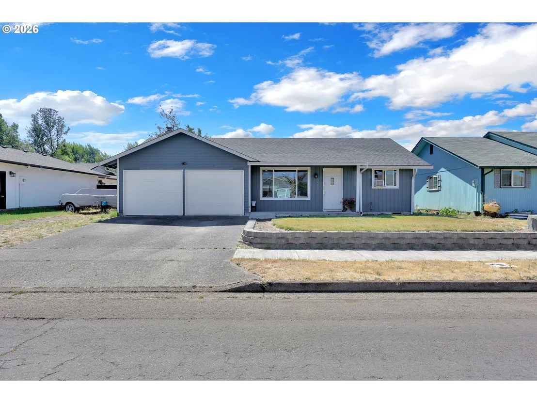Photo of 326 38TH PL