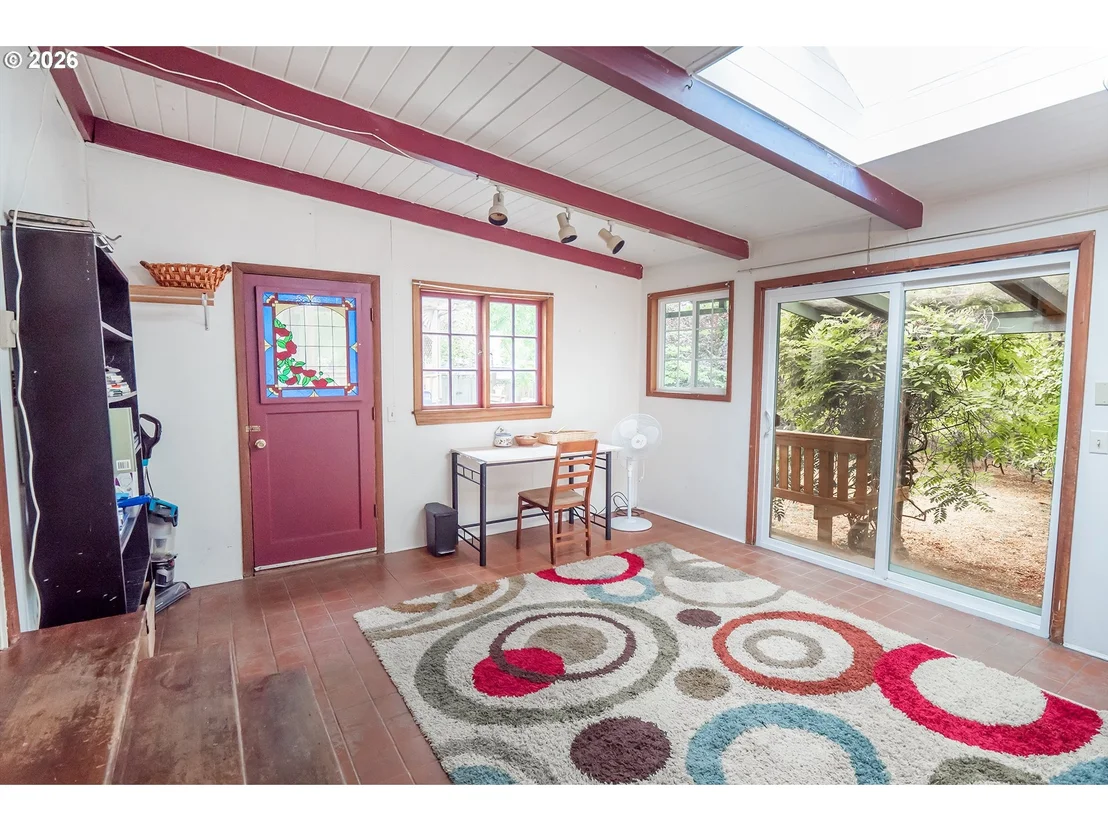 Photo of 541 W 21ST AVE