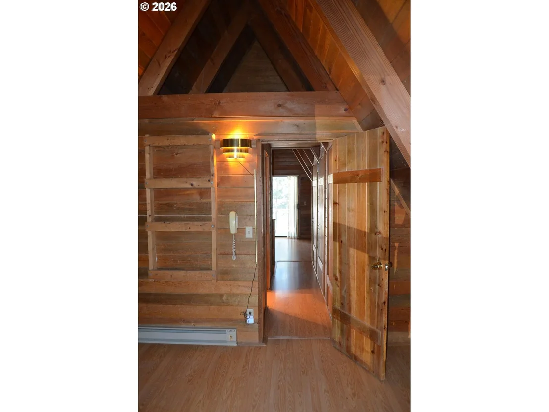 Photo of 132 OZMAR LN