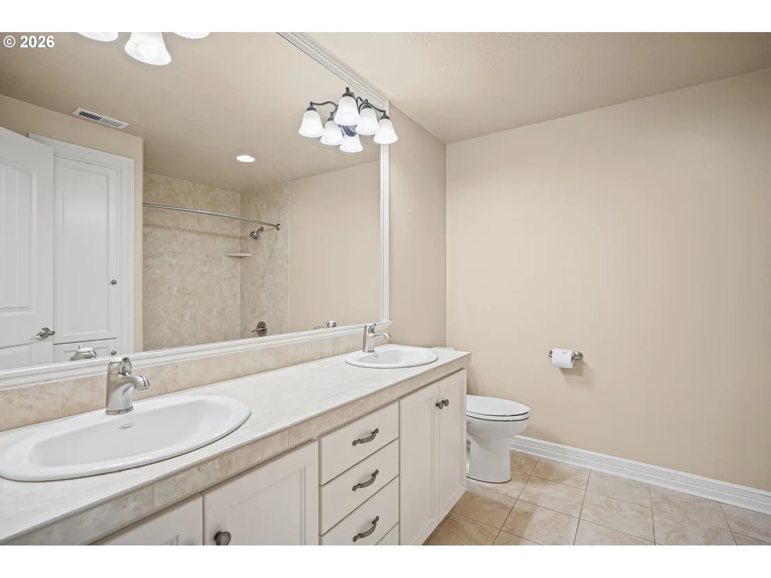 Photo of 2240 TURNBERRY CT