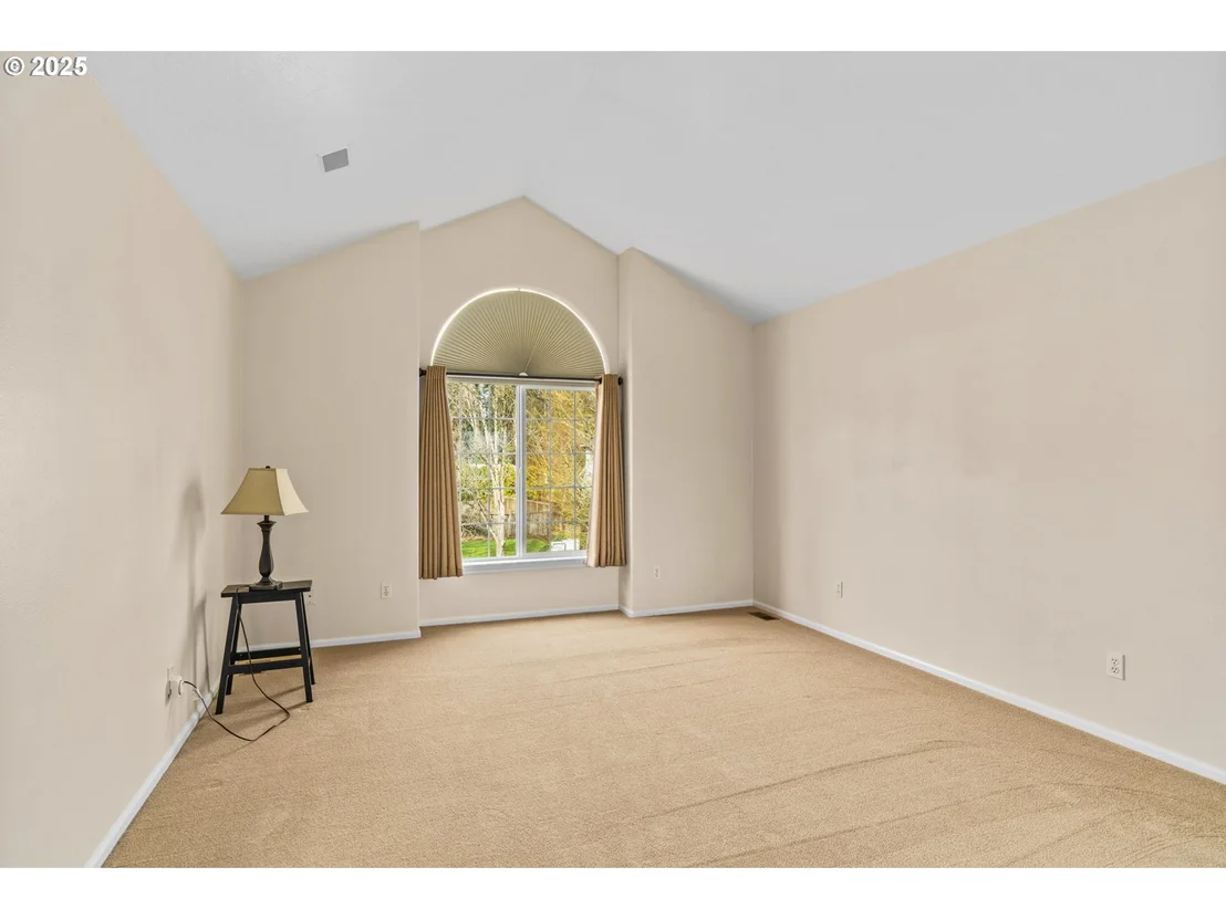 Photo of 54 SILVER OAK DR