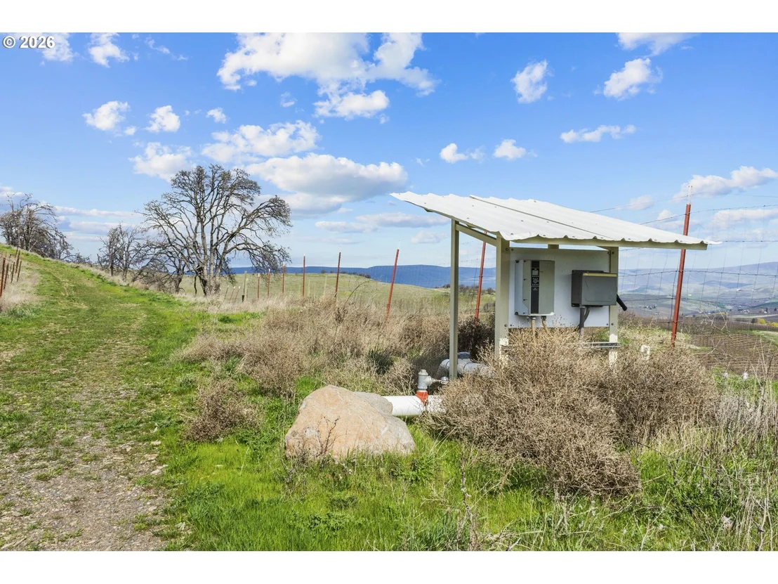 Photo of 3475 THREE MILE RD
