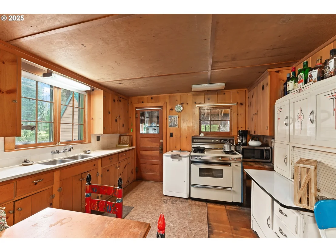 Photo of 85 DIAMOND LAKE LOOP