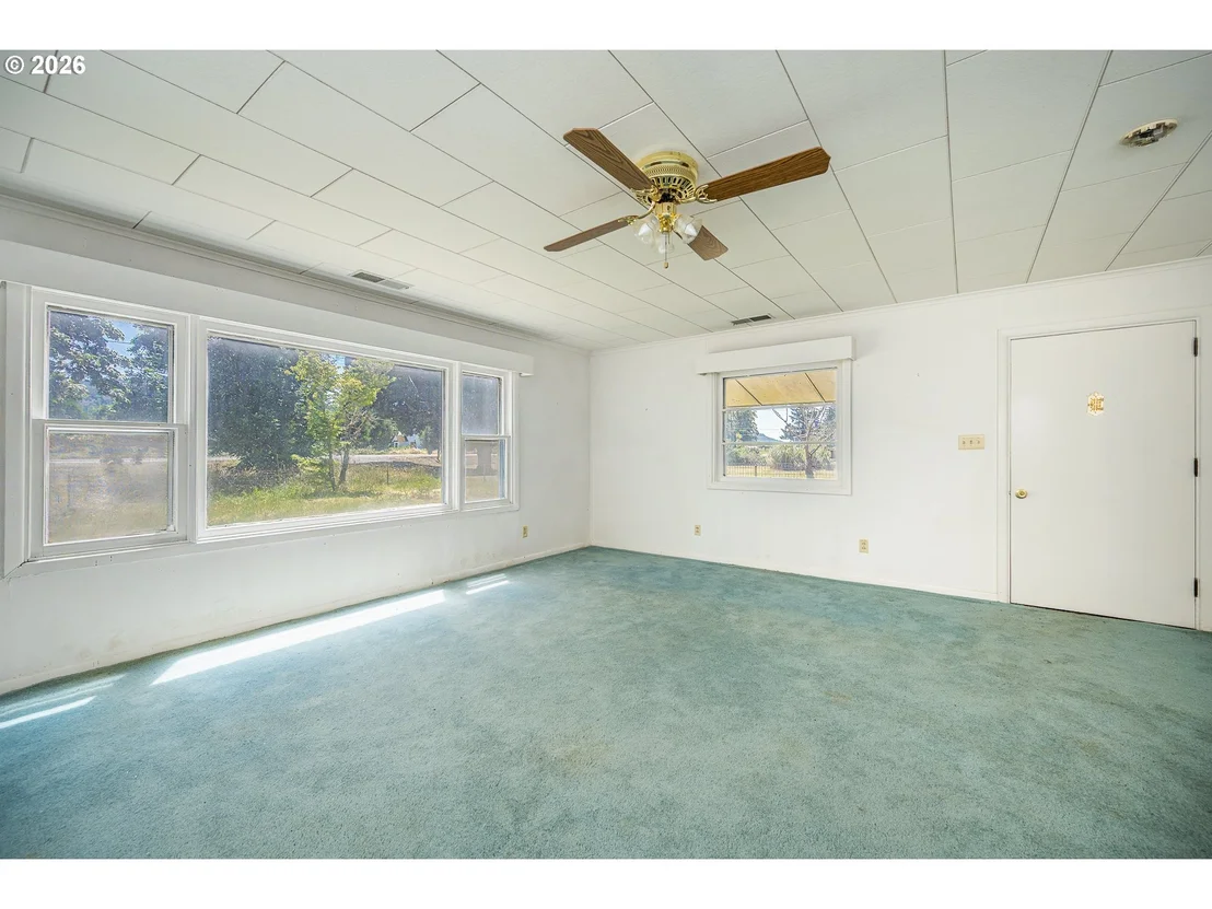 Photo of 39565 MCKENZIE HWY