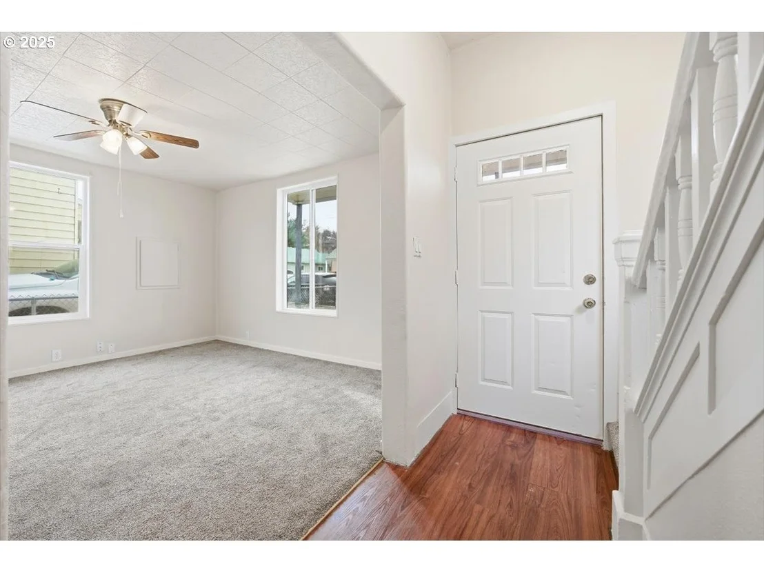 Photo of 606 SW 2ND ST
