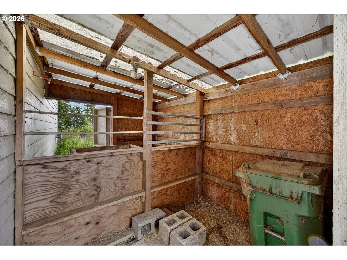 Photo of 720 KINGS AVE