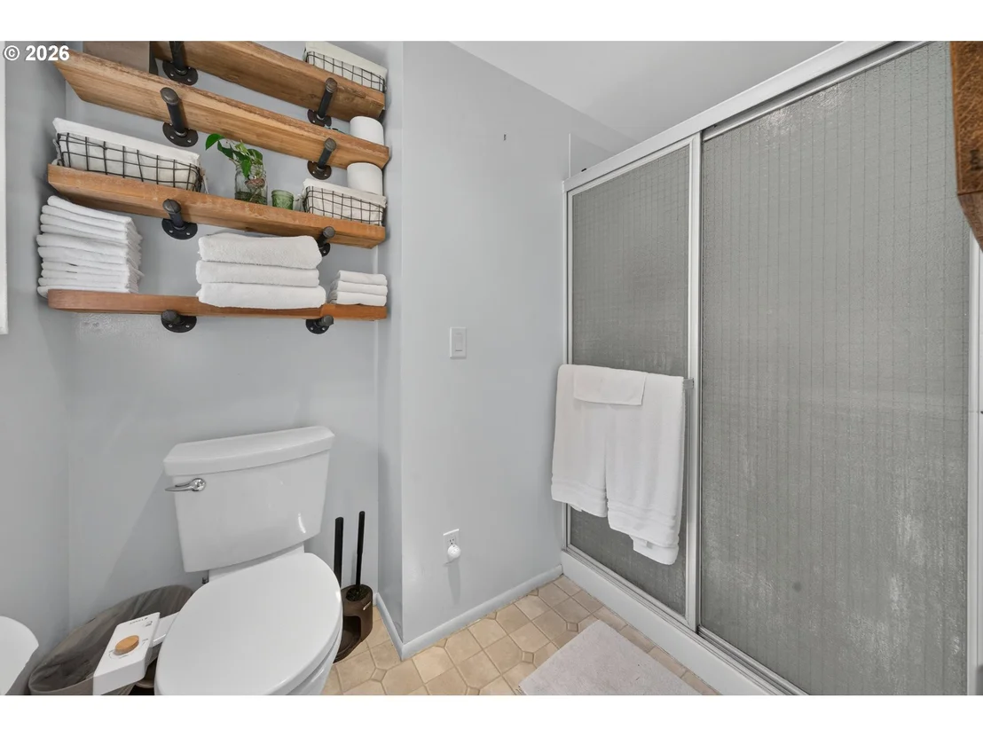 Photo of 390 HUNINGTON AVE