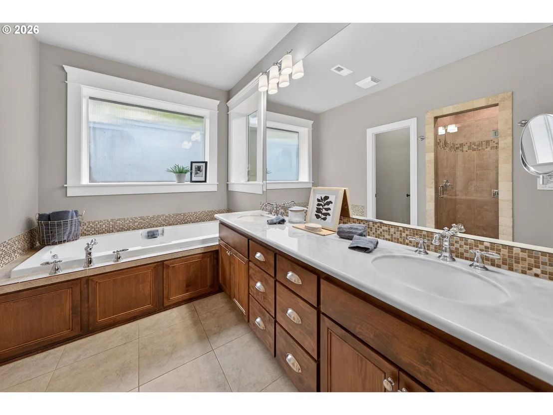 Photo of 3571 SUMMIT SKY BLVD