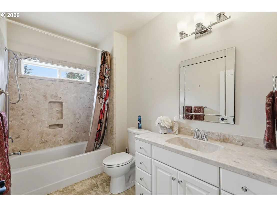 Photo of 106 HANSEN LN