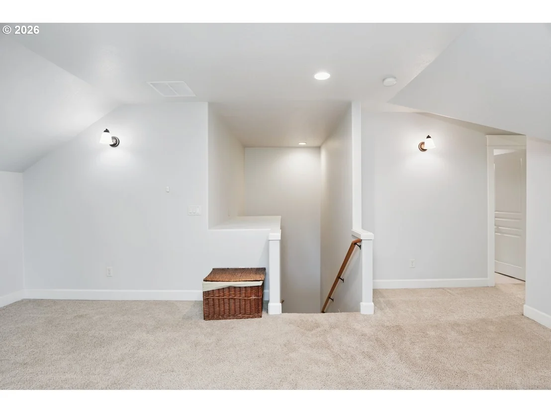 Photo of 347 LAZY AVE