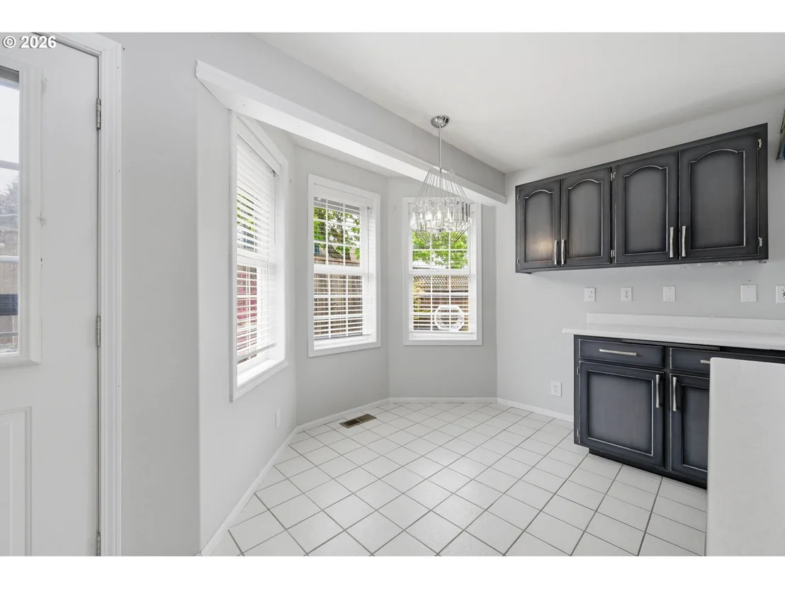 Photo of 1140 MOLLY LN