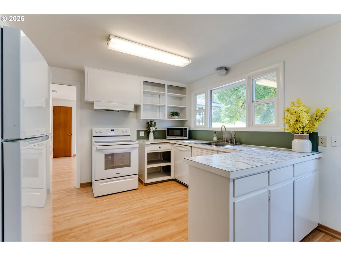 Photo of 280 REGAL CT