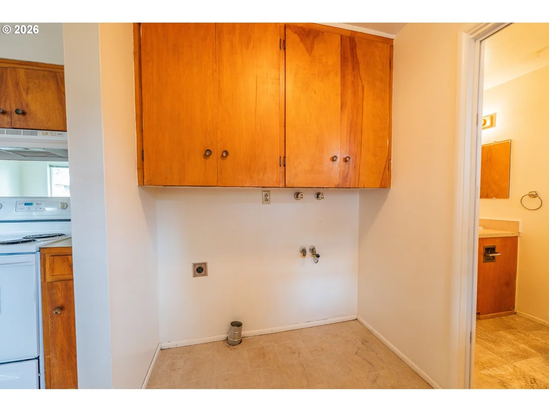 Photo of 229 HOLEMAN AVE
