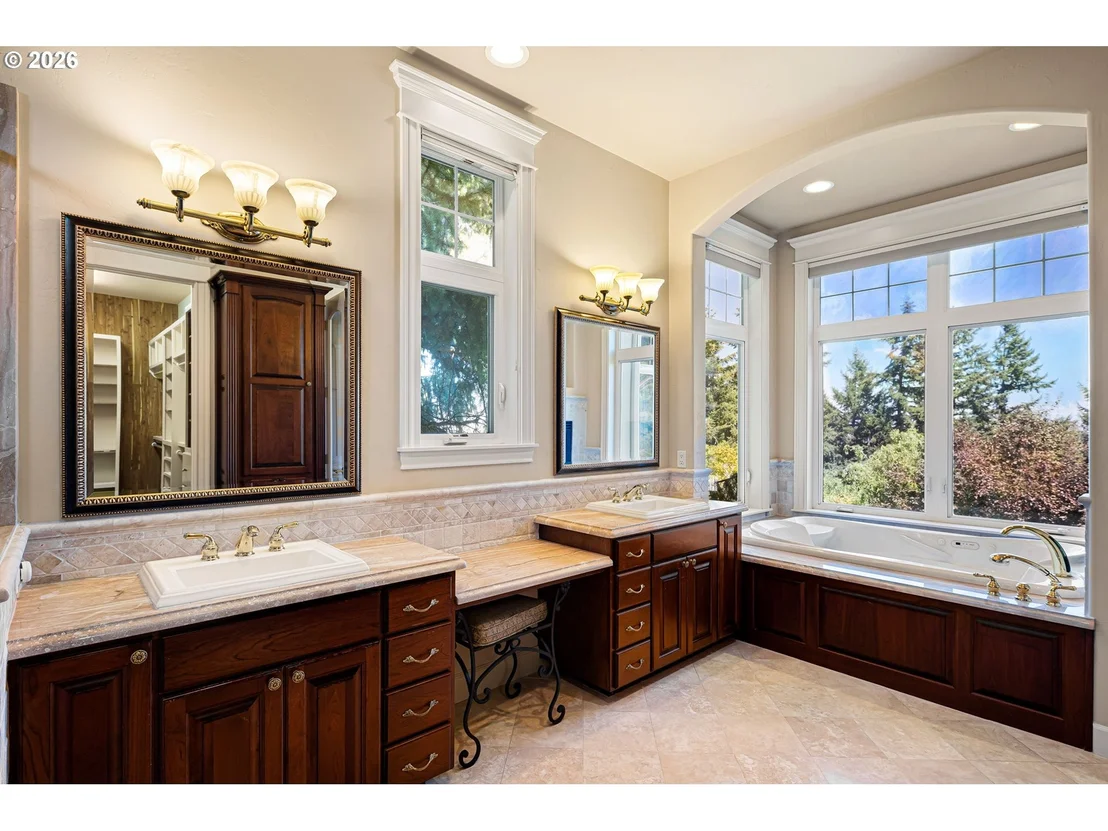 Photo of 2663 RIDGEMONT DR