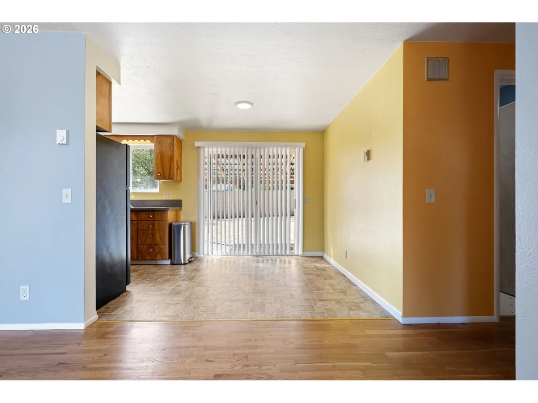 Photo of 130 E 31ST AVE