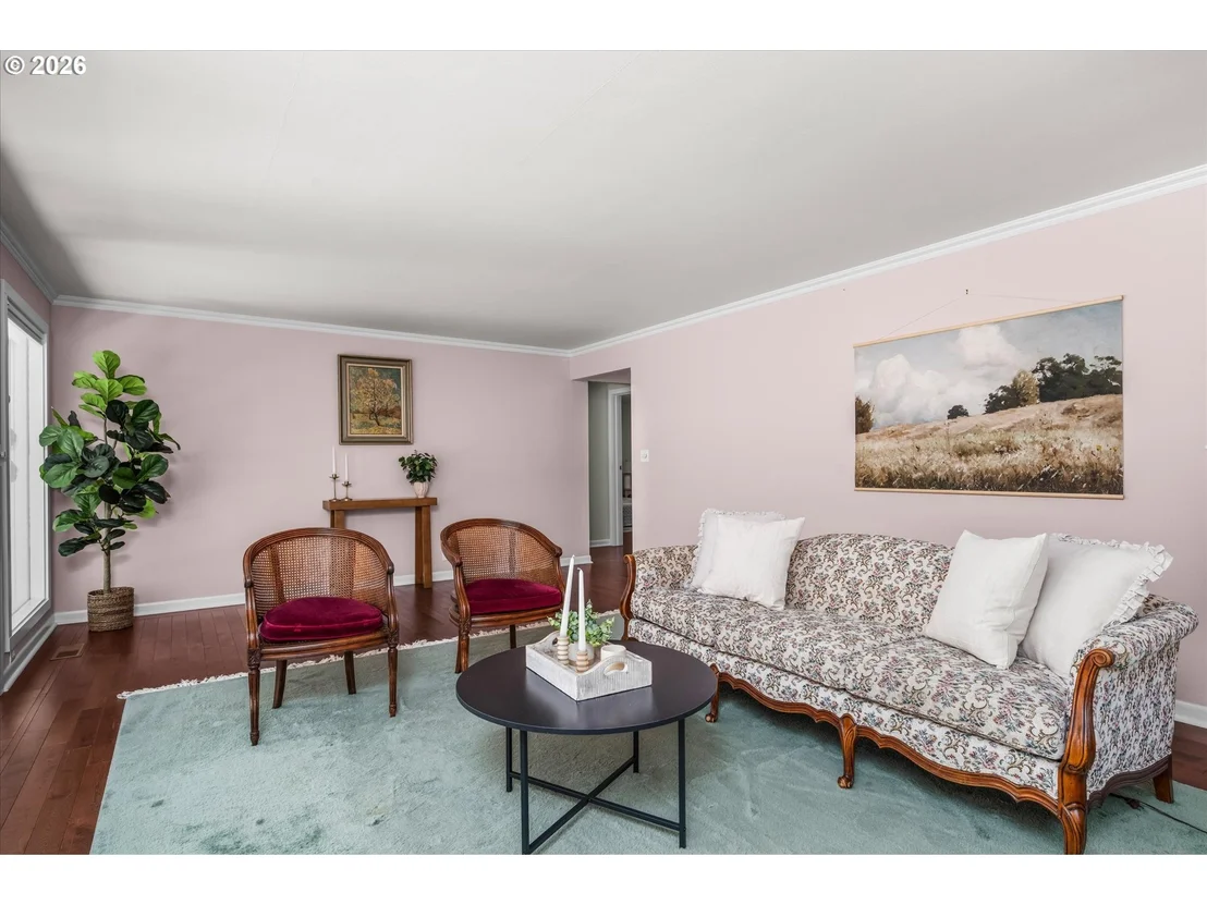 Photo of 243 DARTMOOR DR