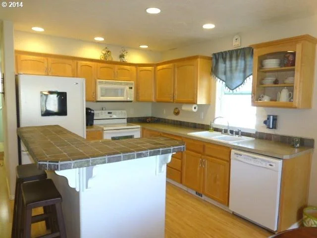 Photo of 19402 AVERILL PKWY