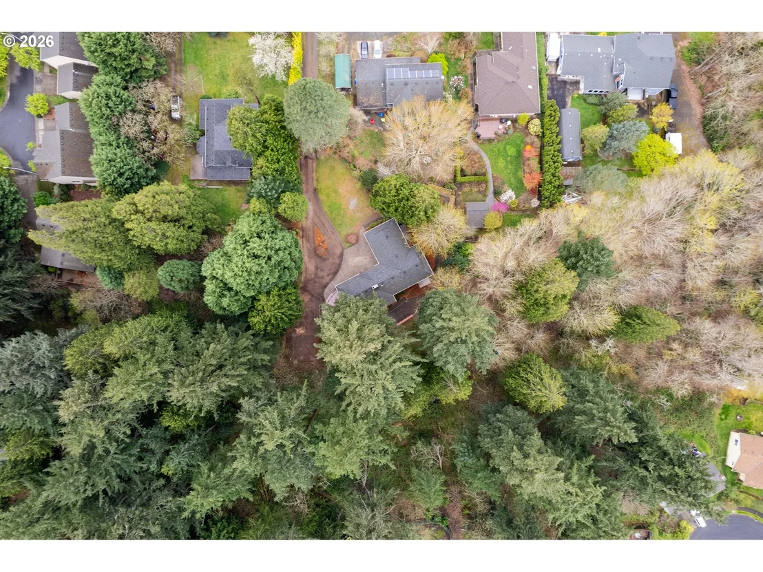 Photo of 1880 SW HEINEY RD